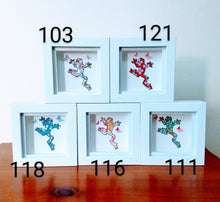 Load image into Gallery viewer, Frogs, Handmade Gift - more colours available